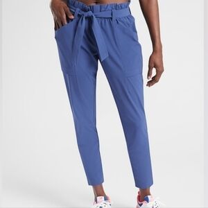 Athleta pants Blue skyline paper bag waist belted sz 2